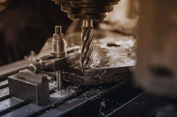 Metalúrgica em Teófilo Otoni, MG Metalúrgica em Teófilo Otoni, MG